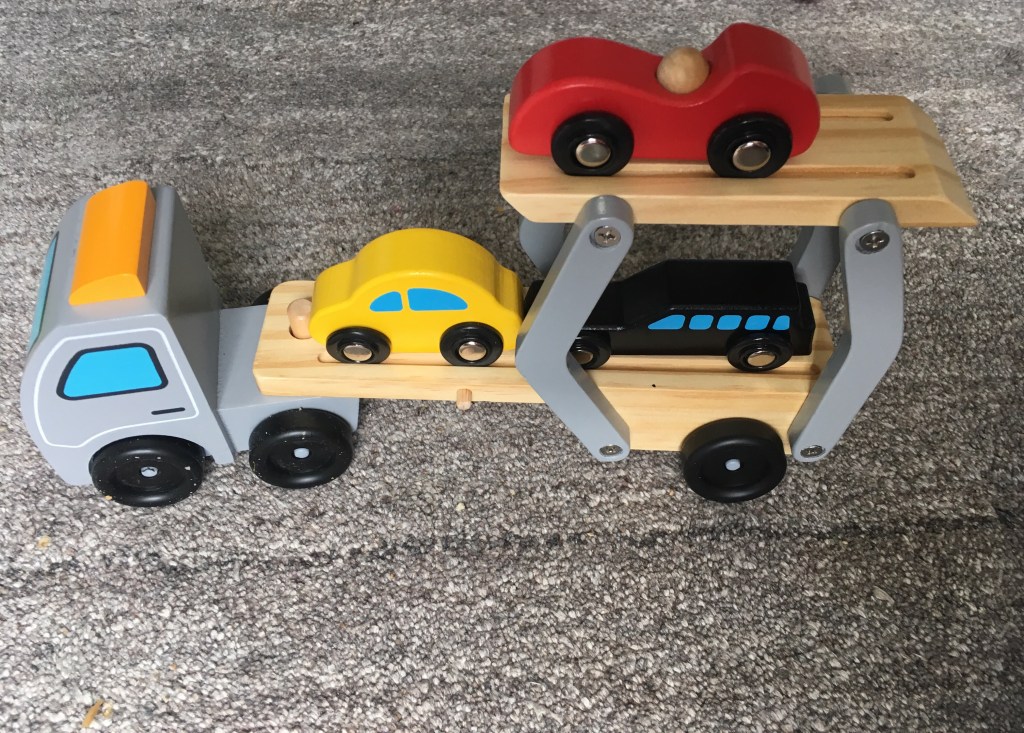 Review: Classic World Car Transporter (Hippy Chick) 